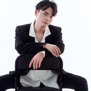 合肥泽伟假发设计头像