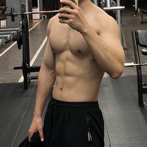 黄教练（健身教学）头像