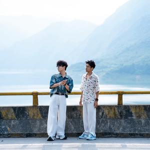 山姆那俩男的头像