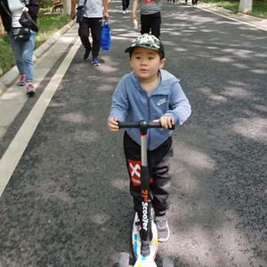 五阿哥帅不帅头像