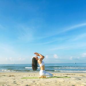 生活晴朗。未来可期。头像