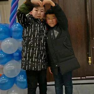 刘思君和刘俊才头像