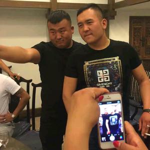 《康》一个西郊人的豪情(-ι_- )头像