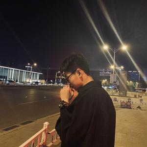 Li头像