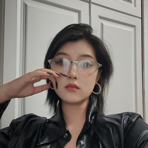 深藏blue欧阳头像