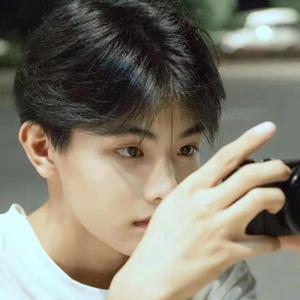 𝕖ꦿ大叔𝕖ꦿ头像