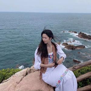 小卷卷☁️头像