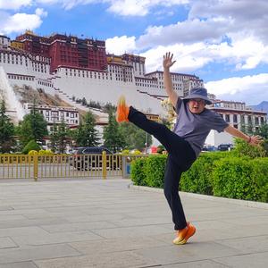 德诺成 军哥头像