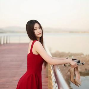 做短视频的雯雯头像