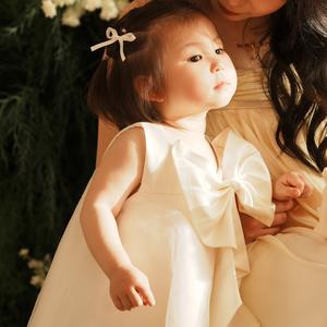 陈甸甸的小时候头像