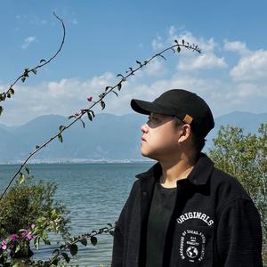 龙哥哪儿都去头像