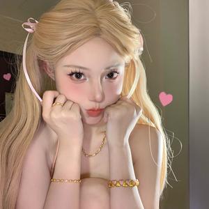 月亮姐姐💫（穿搭版）头像