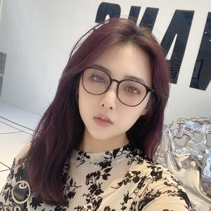 薇薇烈酒纪头像