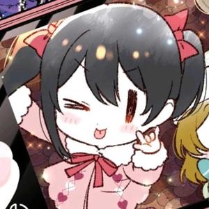 一勺草莓酱头像