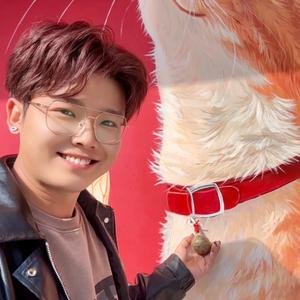 画画的小马头像