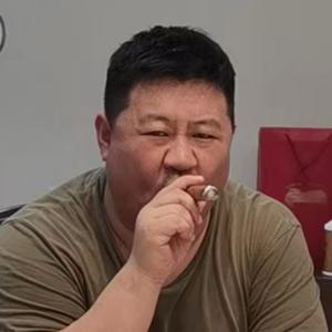 农业峰哥！头像