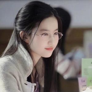 锦鲤欧气少女头像