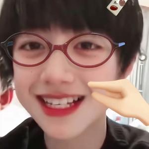 我没有恋丑癖头像