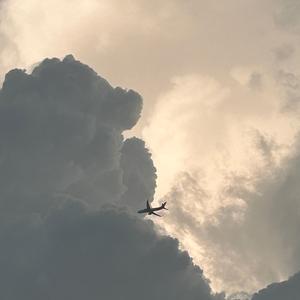 造作叭🐻🌙（见过老薛梓渝en版）头像