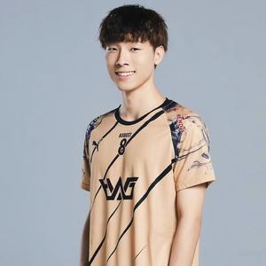 August拉姆（lolm）头像