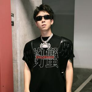 ʝօѵѵì(周唯)Mixtape制作中头像