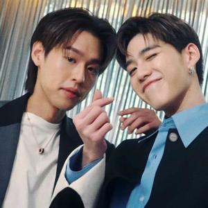 Byhe💙❤️头像