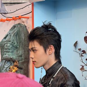 柒柒的碎片日记🩵头像