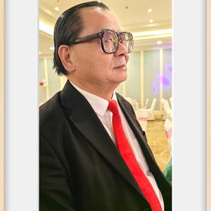 萧大为的足球牙叔头像