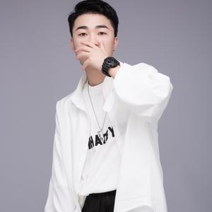 吉首概念 发型设计峰子头像