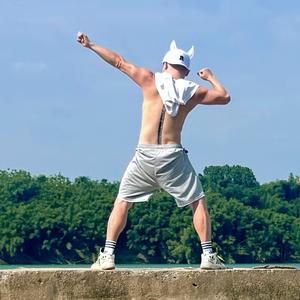 我是想把你摁进螺蜥粉里的阿肥头像