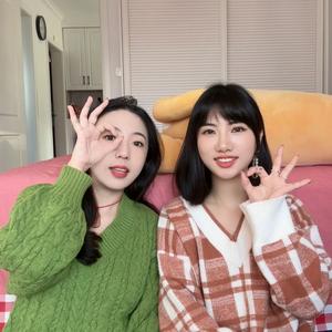 璐璐与暖暖头像