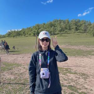 史三岁👧🏻头像