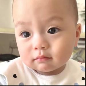 一本小烁事头像