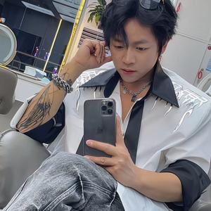 凯里男士烫发（唐誉）头像