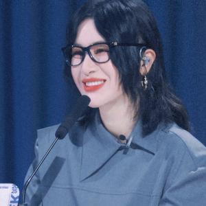 🥑（那英尚雯婕玲花叶童女朋友头像