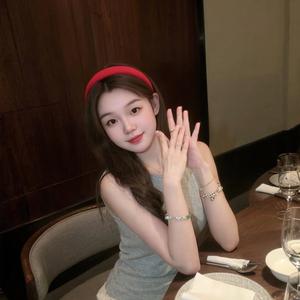 懒懒兔°ʚᕱ⑅ᕱɞ°头像