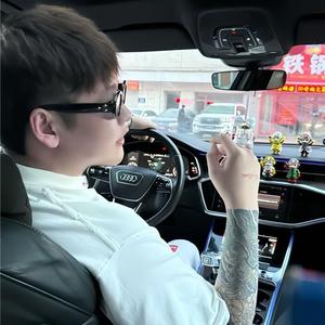 博的（只为自己而活）头像