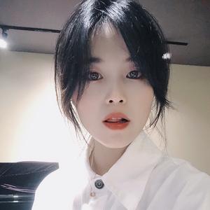 飞儿1986头像