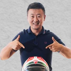 老郭机械局1982头像