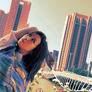 教美术的大王头像