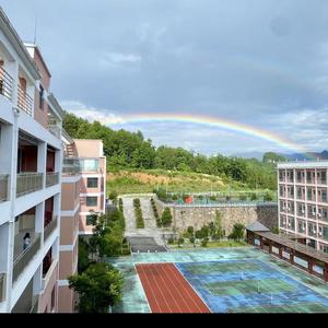 铜仁阳光初级中学头像