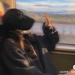 默默（日常）头像