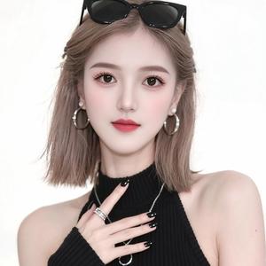 化妆师  歆歆头像
