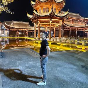 .“莫大大”头像