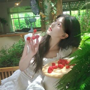 ⋰⋱抹茶不苦⋱⋰头像