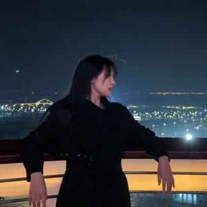 华润·滨海润府·售楼部王维头像