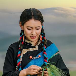 萨嘎哒瓦🪷头像