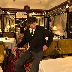 与正常人无法沟通头像