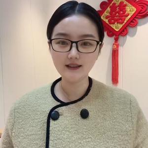 小言在努力头像