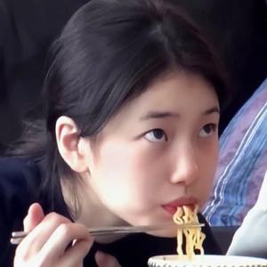 每天吃面条🍜头像